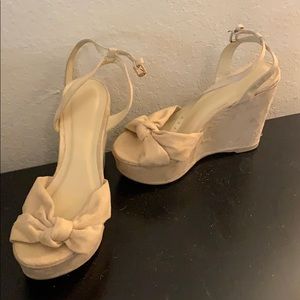 Nude wedges